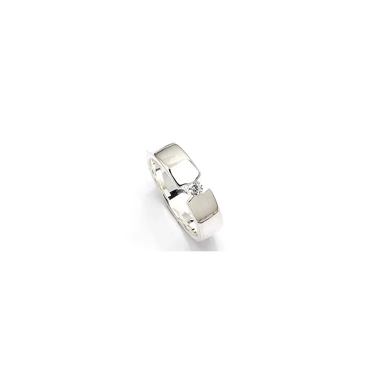 Polierter Ring aus Silber
