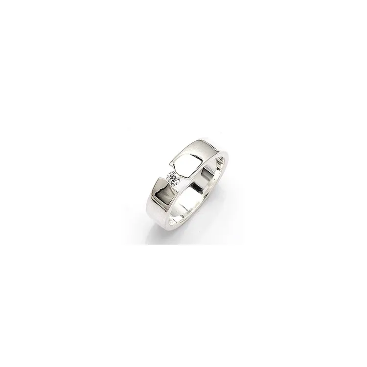 Polierter Ring aus Silber