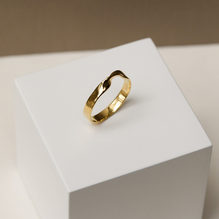 Ring aus vergoldetem Sterlingsilber