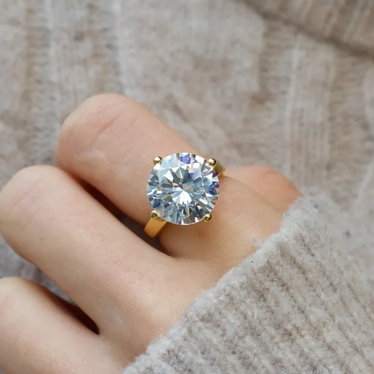 Zirkon Ring aus vergoldetem Sterlingsilber