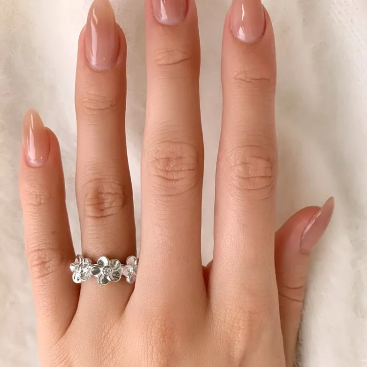 Blumen Ring aus Silber