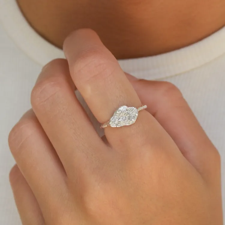 Zirkon Ring aus Silber - Lumé Etched