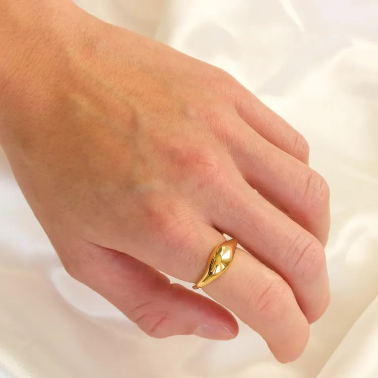 Ring aus vergoldetem Sterlingsilber - Lumé Essence
