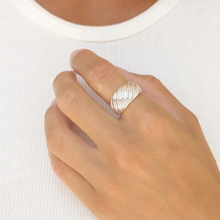 Ring aus vergoldetem Sterlingsilber - Lumé Essence
