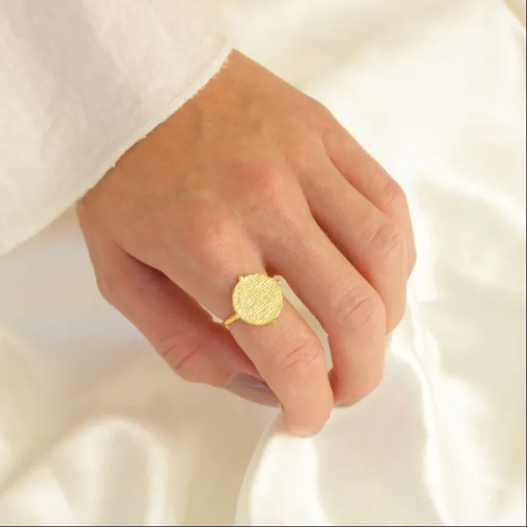 runder Ring aus vergoldetes Messing - Eliné
