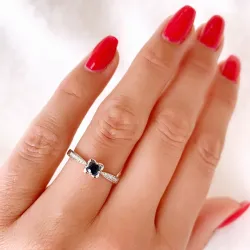 Blumen Saphir Diamantring in 14 Karat Weißgold 0,23 ct 0,06 ct