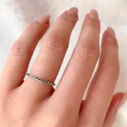 Polierter Simple Rings Ring in oxidiertem Sterlingsilber