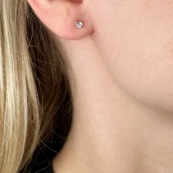 2 x 0,10 ct Aquamarin Solitärohrstecker in 14 Karat Gold mit Aquamarin