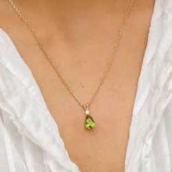 Tropfen grünem Anhänger aus 9 Karat Gold - Gold Collection