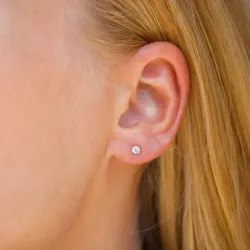 1/2 Paar 3 mm Ohrringe in 9 Karat Gold mit Zirkon