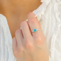 blauem Zirkon Ring aus Silber