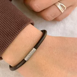 Flach braunem leder armband aus stahl  x 6 mm