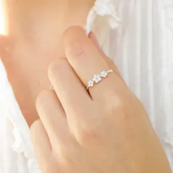 Marguerite weißem Ring aus Silber - Majse