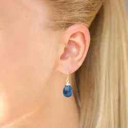 Ohrringe in 9 Karat Gold mit dunkelblauem Bergkristall