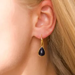 Tropfen synthetisch blauem Saphir Ohrringe in vergoldetem Silber - Loom Stones