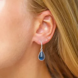 Tropfen dunkelblauem dunkelblauem Bergkristall Ohrringe in versilbertes Messing