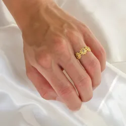 Sonne Gelb Bergkristall Ring aus vergoldetes Messing - Eliné