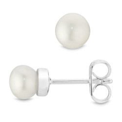 5 mm Perle Ohrstecker in versilbertes Messing - Eliné