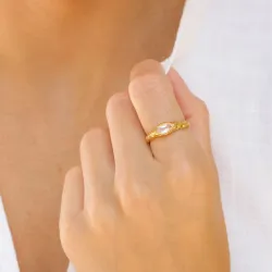 klar Quarz Ring aus vergoldetes Messing - Eliné