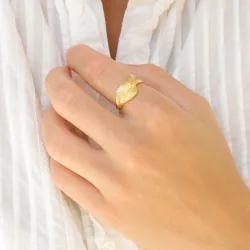 Blatt Ring aus vergoldetes Messing - Eliné