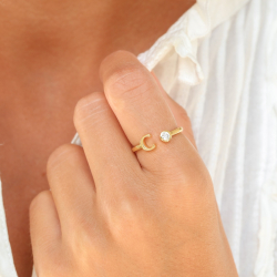buchstab c Zirkon Ring aus vergoldetes Messing