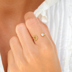 buchstab d Zirkon Ring aus vergoldetes Messing