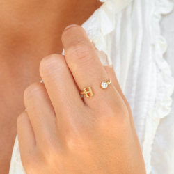 buchstab h Zirkon Ring aus vergoldetes Messing