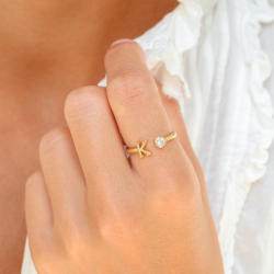 buchstab k Zirkon Ring aus vergoldetes Messing
