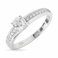 weißem Zirkon Ring aus rhodiniertem Silber