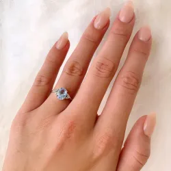 Ovaler Ring aus Silber