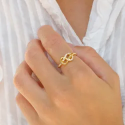 infinity Zirkon Ring aus vergoldetem Sterlingsilber