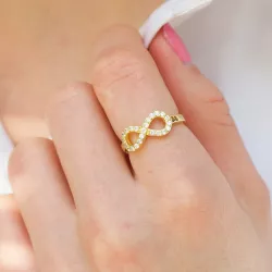 Infinity Ring aus vergoldetem Sterlingsilber