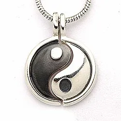 Yin Yang Anhänger aus oxidiertem Sterlingsilber