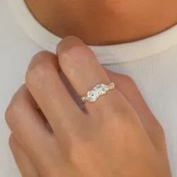 blauem Zirkon Ring aus Silber - Lumé Etched