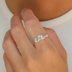 Zirkon Ring aus Silber - Lumé Etched