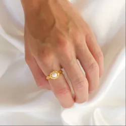 Perle Ring aus vergoldetes Messing - Eliné