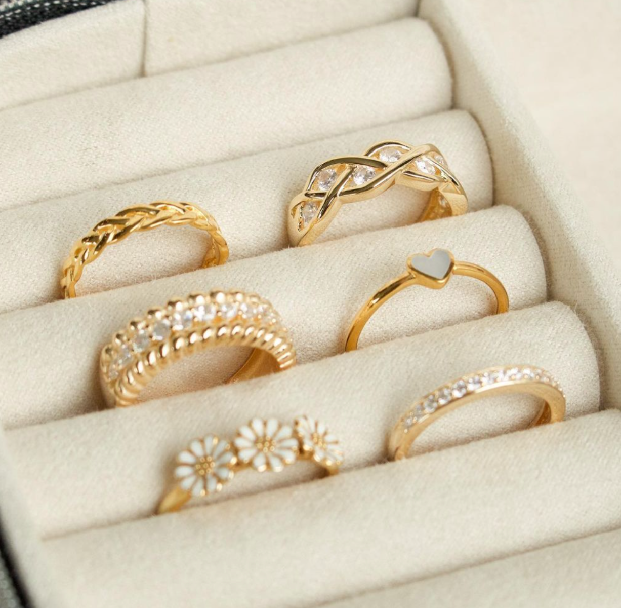 vergoldete Ringe